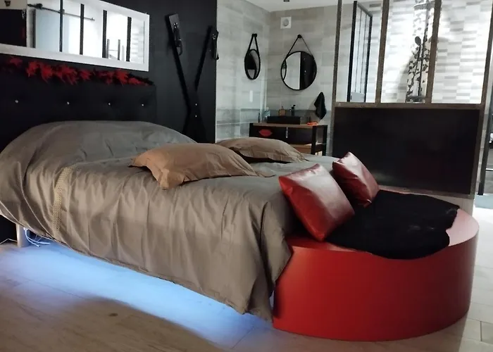 Why Not Love hotel Lédignan